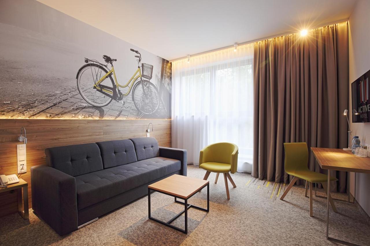 Active Hotel Βρότσλαβ Εξωτερικό φωτογραφία