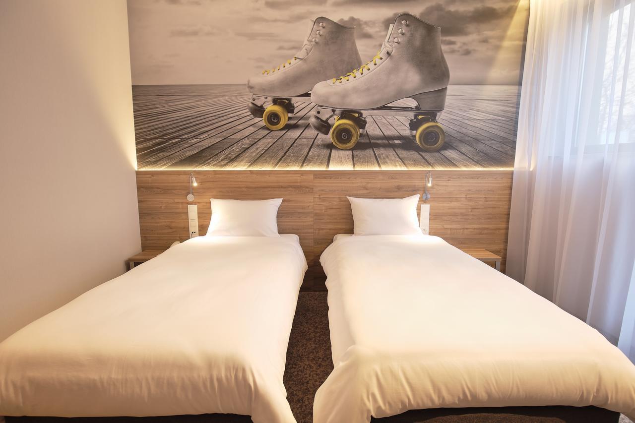Active Hotel Βρότσλαβ Εξωτερικό φωτογραφία